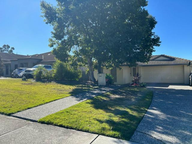 7 Eustace Circuit, Augustine Heights QLD