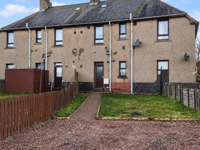 7 Easterbank, Forfar DD8, 2 bed flat to rent, £700 pcm | PrimeLocation