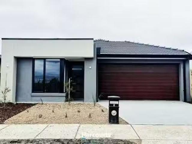 7 Echidna Drive, Beveridge, VIC 3753 House for Rent