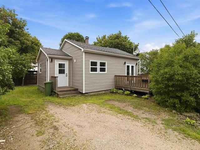 7 Eisenhauer Lane, Bridgewater, NS, B4V 2P9 house for sale | Listing ID 202618 | Royal LePage