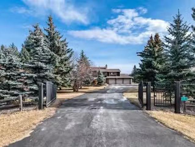 7 Elbow River Court, Rural Rocky View County, AB, T3L 2T7 ho.