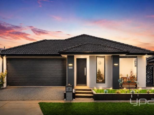 7 Esperance Place, Point Cook