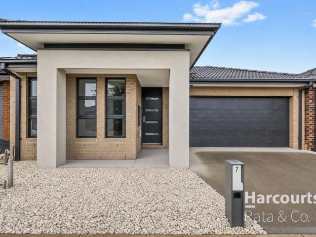 7 Farnsworth Street, Donnybrook, VIC 3064