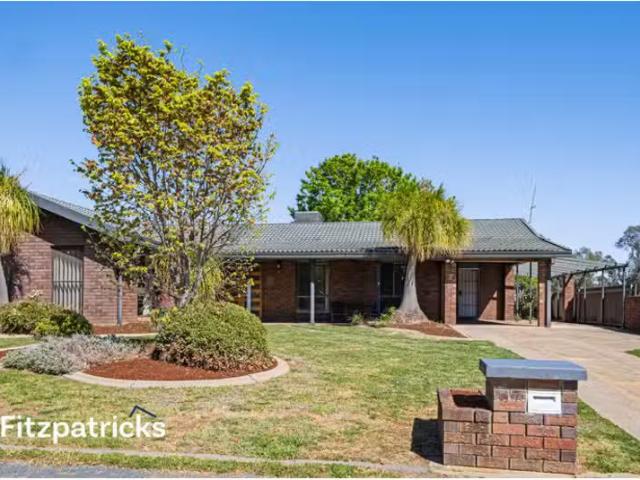 7 Finch Place, Mount Austin House for rent Listed by Rental D.