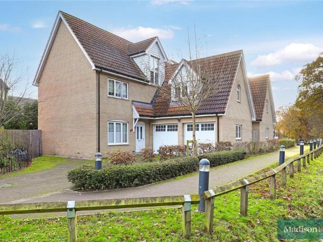 7 Five Oaks Lane, London, IG7 4GY, United Kingdom | 6 bed house for rent #136606345 | Rentberry
