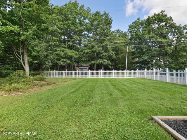 7 Flagstone Lane