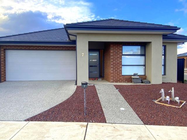 7 Flaubert Road, Craigieburn, VIC 3064