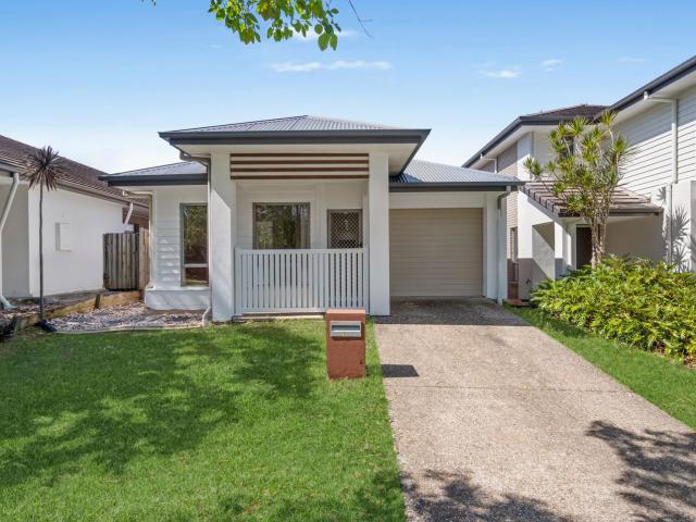 7 Francisca Drive, AUGUSTINE HEIGHTS, QLD 4300