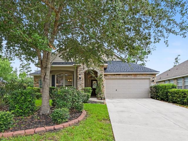7 Fraiser Fir Place