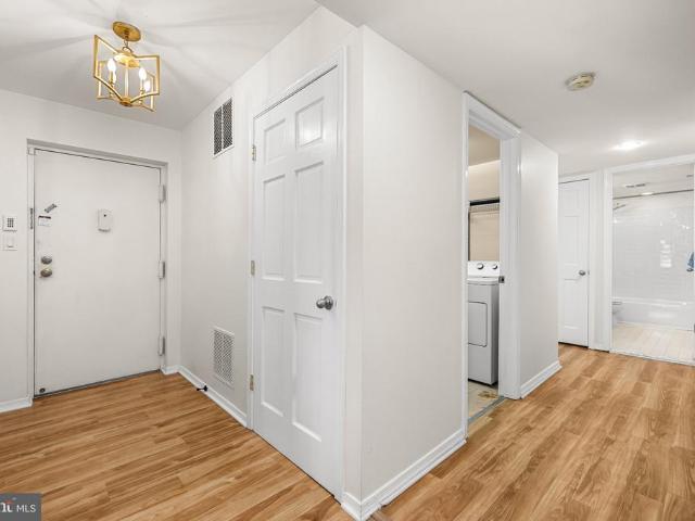 7 Gandson Court # 302