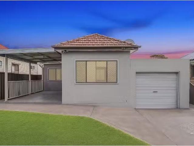 7 Glenn Place, Yagoona House for rent Listed by Mary Khoury of