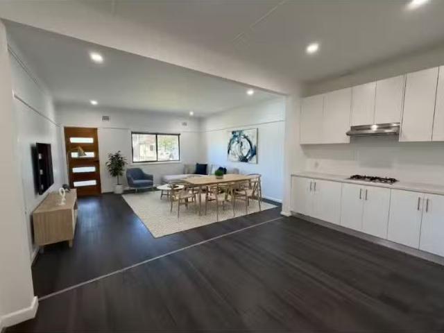 7 Grafton Street, BLACKTOWN House for rent Listed by Kayla Fe.