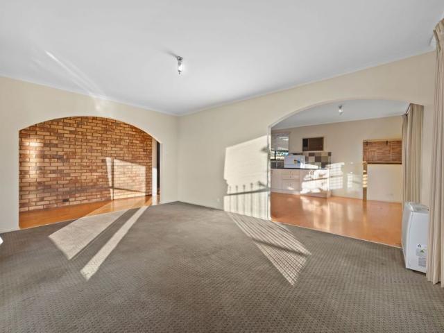 7 Greenhalghs Road, Delacombe