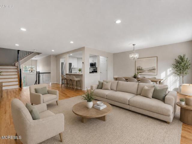 7 Harbor Bay Circle