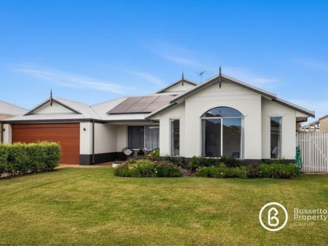 7 Hibbertia Green, Broadwater