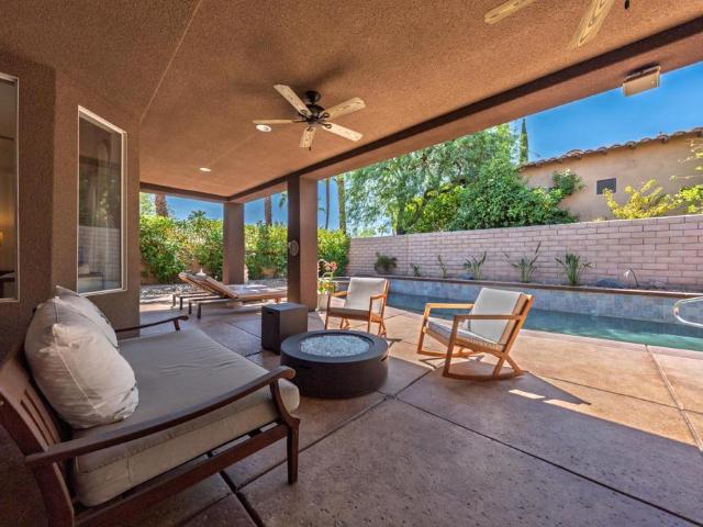7 Hillcrest Drive