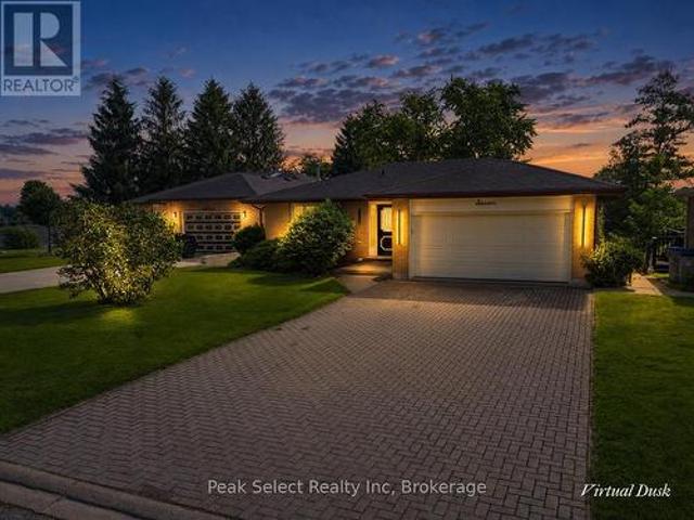 7 Hillside Court, St. Marys, ON, N4X 1C3 house for sale | Listing ID X13493 | Royal LePage
