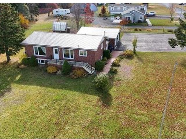7 Isabelle St, Charlo, NB, E8E 2L2 house for sale | Listing ID NB128229 | Royal LePage