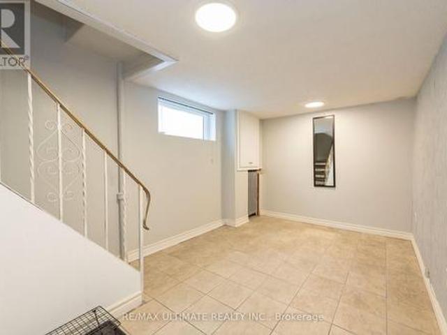 7 Joanith Lower Drive, Toronto, ON, M4B 1S6 house for lease | Listing ID E13651 | Royal LePage