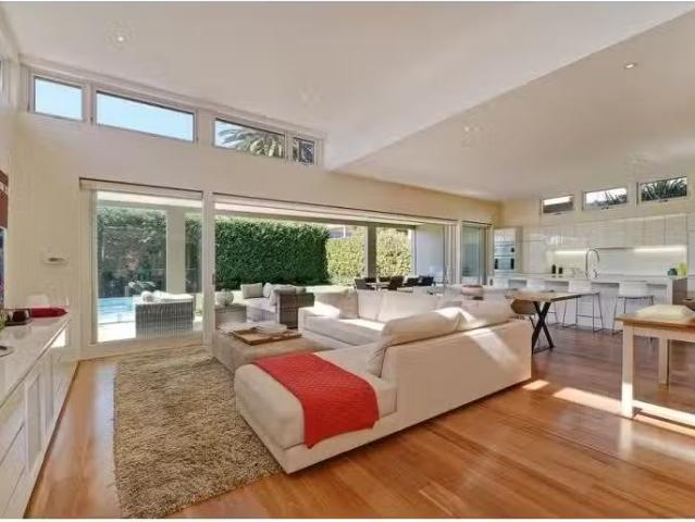 7 Kahibah Road, Mosman House for rent Listed by Sonia Beresfo.