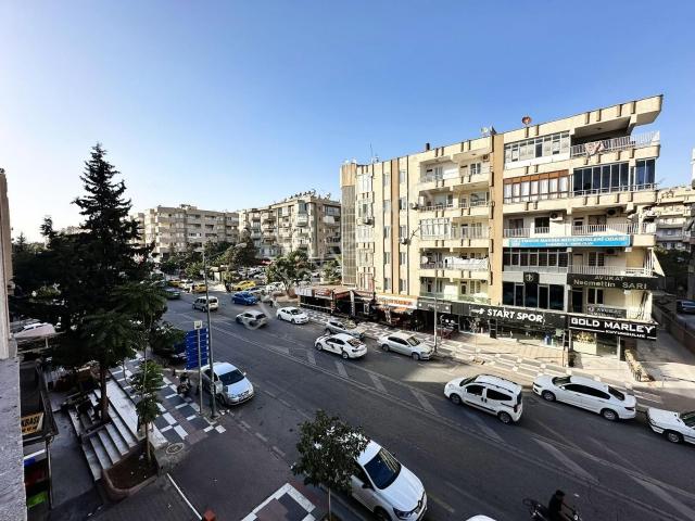 7 Kardeş Emlak'tan Emniyet Caddesin De Kiralık 3+1