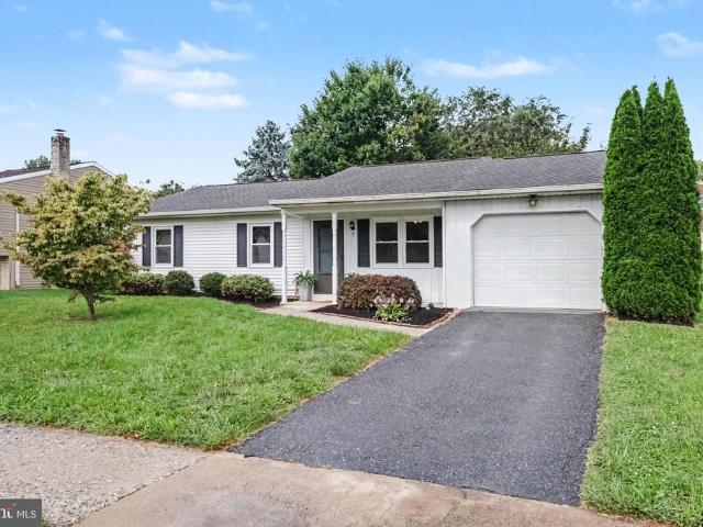 7 Kingswood Drive