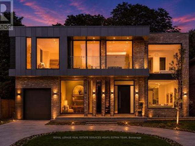 7 Lumley Avenue, Toronto, ON, M4G 2X3 Luxury House for sale | Listing ID C13669 | Royal LePage Carriage Trade Luxury Properties