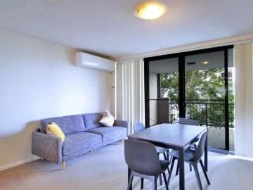 7 Landsborough Terrace, Brisbane