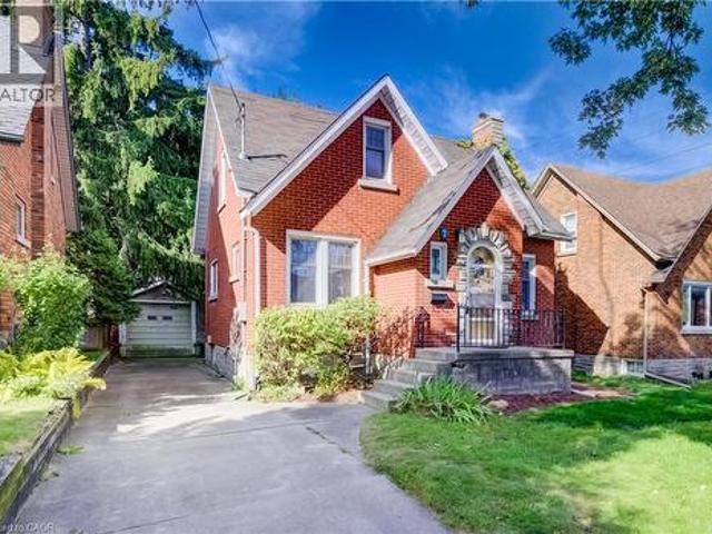 7 Locust Street, Kitchener, ON, N2H 1W6 house for sale | Listing ID 40855 | Royal LePage
