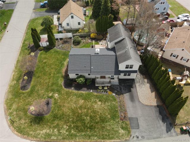 7 Pulaski Road 7