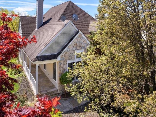 7 Paisley Court