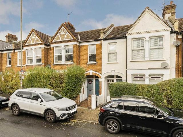 7 Penwith Road, London, SW18 4PU, United Kingdom | 2 bed apartment for rent #137932307 | Rentberry