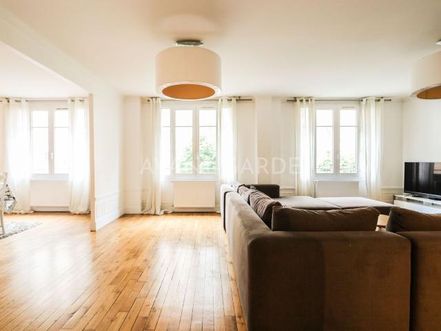 7 pièces meublé Avenue Sainte Foy 92200 Neuilly sur Seine