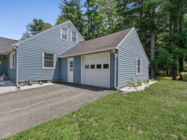 7 Pinewood Road