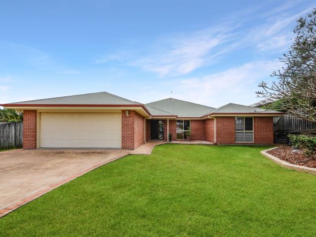 7 Pinehurst Court, ALBANY CREEK, QLD 4035