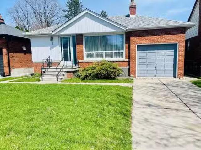 7 Placid Road, Toronto, ON, M8Z 4A3 house for sale Listing.