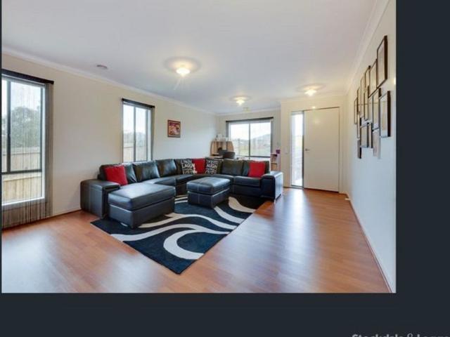 3 Bedroom Family Home in Court Location