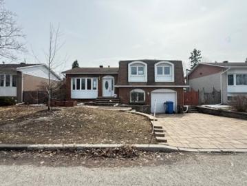 House for sale in T, Brossard - Garden