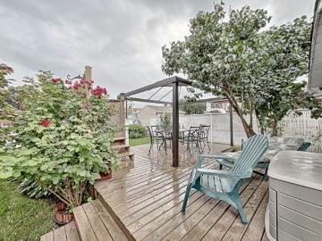House for sale in Roussillon - Garden, Office room