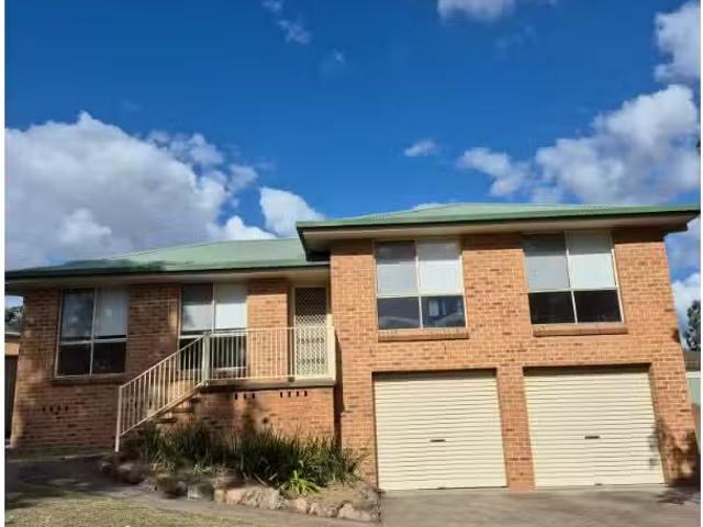 7 Rebecca Close, Rutherford House for rent Listed by Breanna.