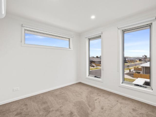 7 Redbud Place, Beveridge VIC 3753