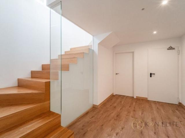 7 room luxury House for rent in Majadahonda, Spain