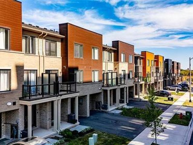 7 Roxanne Drive, Hamilton, ON, L8H 0B6 townhouse for sale | Listing ID 40866 | Royal LePage