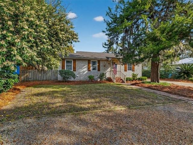 7 Stewart Ave, Saint Simons Island, GA 31522
