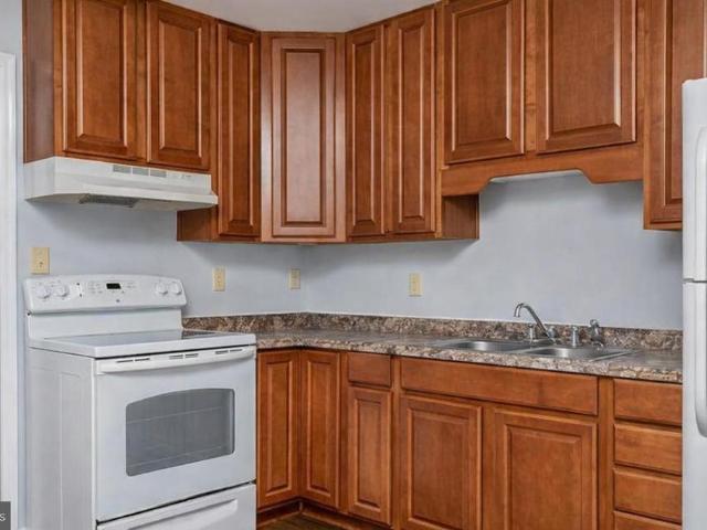 7 stoney brook ln