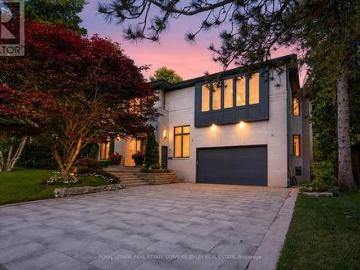 7 Stratheden Road, Toronto, ON, M4N 1E2 Luxury House for sale | Listing ID C13434 | Royal LePage Carriage Trade Luxury Properties