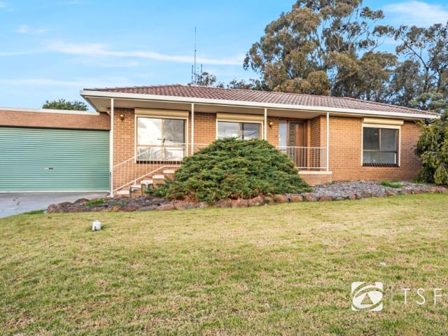 7 Summit Dr, Kennington, Australia