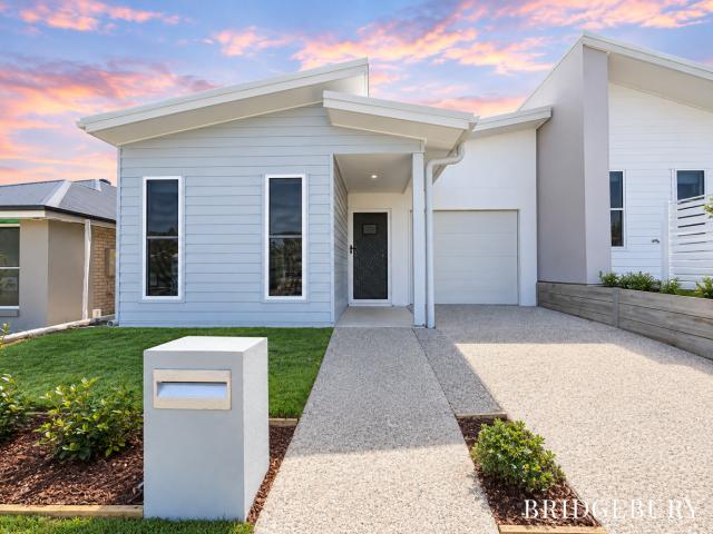 7 Sun Orchid Street, Dakabin