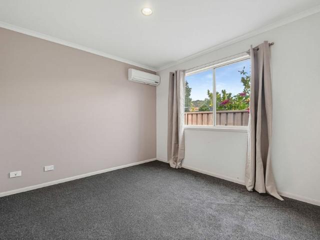 7 Sunrise Court, Strathdale