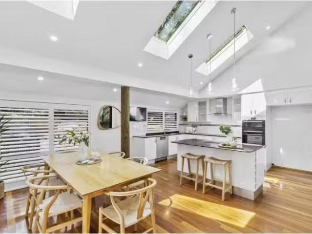 7 Surf Rider Avenue, North Avoca House for rent Listed by Kir.